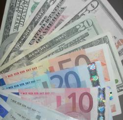 La Fed baja los tipos de interés medio punto