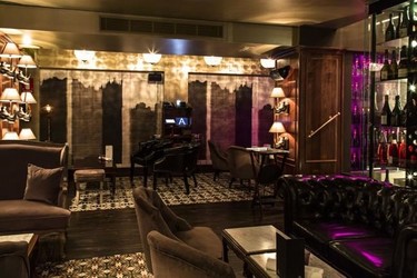 Club A, el restaurante con alma de club inglés en el centro de Madrid