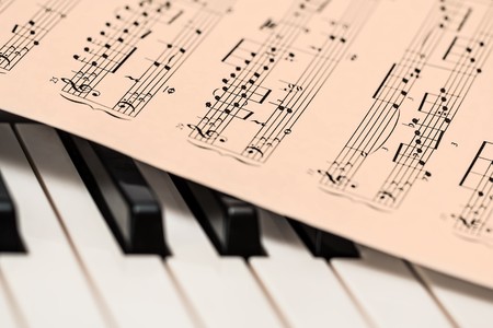 Qué se puede conseguir a día de hoy con un algoritmo componiendo música