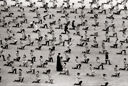 La España de los 60 vista por Xavier Miserachs protagoniza el último libro de la colección PHotoBolsillo