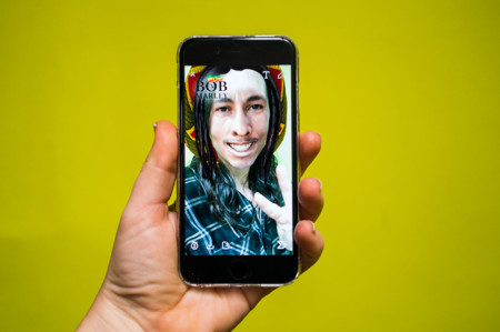 De por qué Snapchat es tendencia gracias a Bob Marley y a la polémica por su filtro