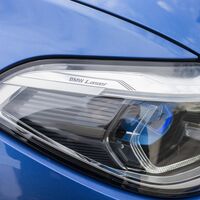 La importancia de conocer y probar los faros en un coche de segunda mano