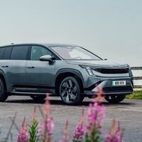 El Skoda Peaq es el SUV más grande y eléctrico de la marca: llega con 553 km de autonomía y un precio que roza el segmento premium