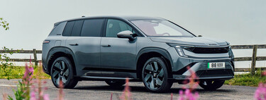 El Skoda Peaq es el SUV más grande y eléctrico de la marca: llega con 553 km de autonomía y un precio que roza el segmento premium