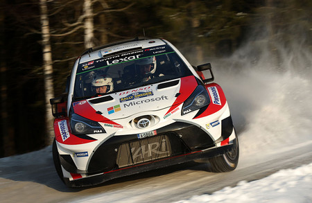 11 preguntas para ver si sabrías conducir como un profesional en un rally repleto de nieve y a gran velocidad