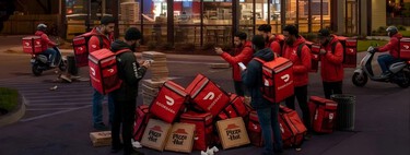 Pizza Hut metió IA en sus sucursales: no hay mejores pizzas ni más ganancias. Solo repartidores con más propinas y una demanda millonaria 
