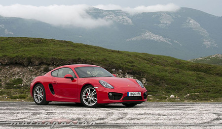 Los empleados de Porsche en Alemania reciben un bonus de 8.200 euros