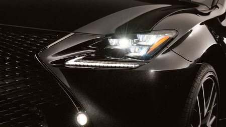 Lexus RC 300h F Sport Black Edition, versión especial para Ginebra 2018