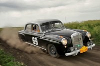 Mercedes-Benz Ponton 219 en el Peking-Paris: un emotivo regreso al pasado