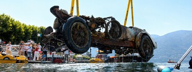 El Bugatti que durmió 75 años en un lago: la leyenda del piloto que lo perdió jugando al póker y el misterio de las aduanas