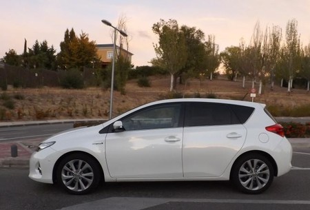 El Toyota Auris Hybrid a prueba (II): Seguridad y Conducción