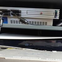 Uma pessoa de sorte compra um PS2 online, não espera nada de especial e, surpreendentemente, recebe um console prateado muito bom e em perfeitas condições 