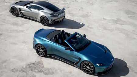 Aston Martin V12 Roadster 4