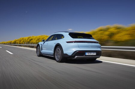 Porsche Taycan Cross Turismo Prueba Contacto 69