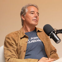 Dan Buettner, experto en longevidad: "El ayuno intermitente debería durar al menos 12 horas y después conviene desayunar bien"