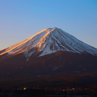 A Student Rescued From Mt. Fuji Forgot His Phone and Climbed Back Up to Get It. You Can Imagine What Happened