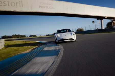 Porsche Taycan Turbo GT 2025
