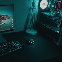 Si pasas de configurar un PC por piezas pero quieres estrenar un equipo gaming actual, este de Coolmod con RTX 5060 Ti es top