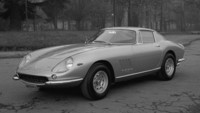 El Ferrari 275 GTB4 de Steve McQueen está rejuveneciendo