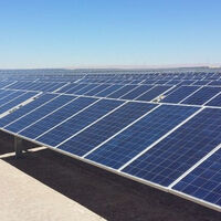 Repsol se va quitando del petróleo: ya tiene luz verde para construir su mayor planta solar en Chile