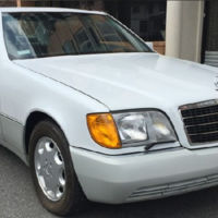 ¿Pagarías 300.000 dólares por dos Mercedes Clase S W140 de los años 90?