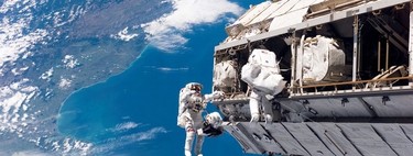 Astronauts' brain volume changes due to long journeys through space