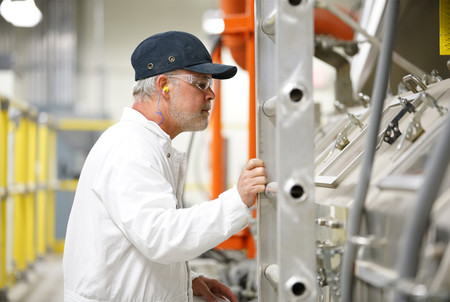 Corning Glass recibe 200 millones de dólares de parte de Apple para reforzar los trabajos en Estados Unidos