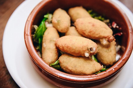 Croquetas En Taberna El Condado