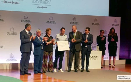 El primer sumiller de cerveza reconocido por la Real Academia de Gastronomía explica cuál es su lugar en la alta cocina