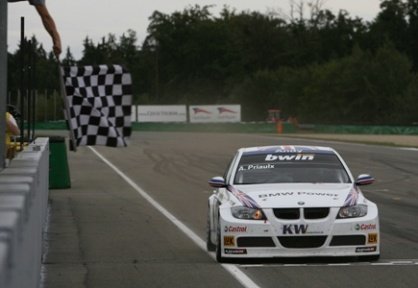 BMW saca un punto a SEAT