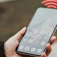 Embora a maioria dos telefones celulares tenha esquecido essa tecnologia, ainda existem fabricantes que a defendem 