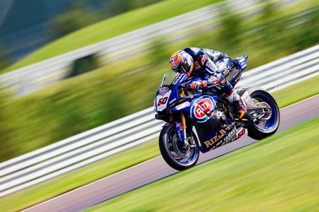 Michael Van Der Mark Valentino Rossi Motogp 2017 2