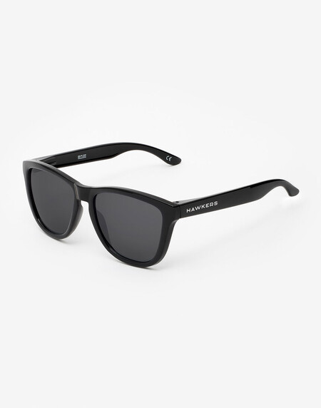 Las gafas de sol unisex que arrasan en Amazon son españolas: ya son las más  vendidas y hoy las tienes desde 25 euros