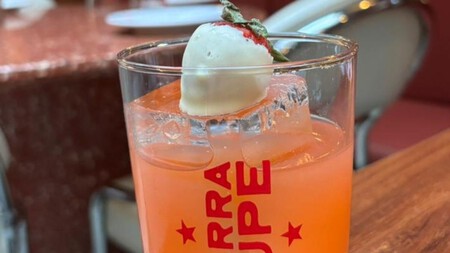 Barra Lupe: el spot secreto en CDMX donde se disfruta comida mexicana y cocteles originales al ritmo de cumbias