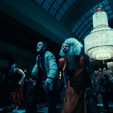 Hoy llega a los cines ‘¡La Novia!’ con Jessie Buckley y Penélope Cruz: una revolución feminista tan rara como necesaria 