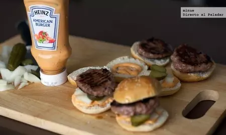 Probamos la salsa American Burguer de Heinz, el complemento ideal para hamburgueseros perezosos