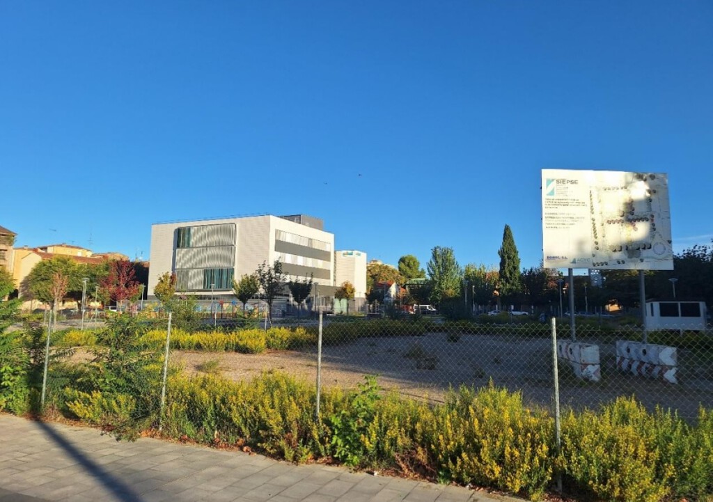 Aprovechar antiguas cárceles para construir vivienda protegida asequible: así es el proyecto que ha puesto en marcha el Gobierno 