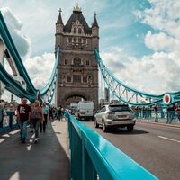 Reino Unido prepara su "bye bye" a los humos prohibiendo la venta de coches gasolina y diésel a partir de 2030