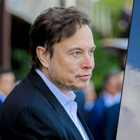 Em momento oportuno para Musk, SpaceX prepara a maior abertura de capital da história 