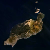 Lanzarote, donde hay gente destrozando radares de la DGT y un alcalde que defiende a los vecinos que rompen cosas