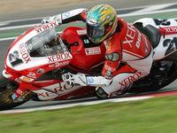 Troy Bayliss destroza el record de Phillip Island