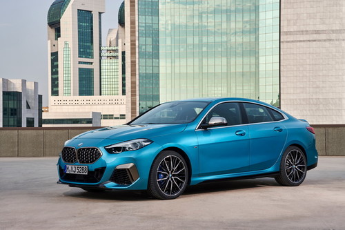 El BMW Serie 2 Gran Coupé está aquí para ponérselo difícil al Mercedes-Benz CLA