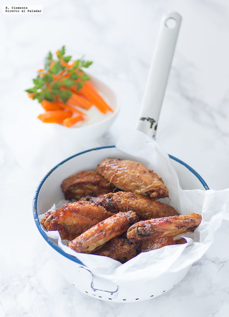 Alitas de pollo al horno al estilo Búfalo. Receta