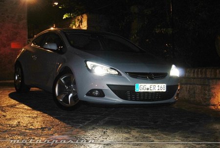 Opel Astra GTC