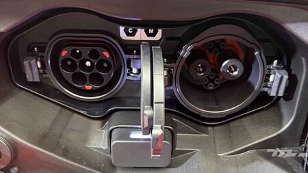 Mitsubishi Outlander PHEV 2025