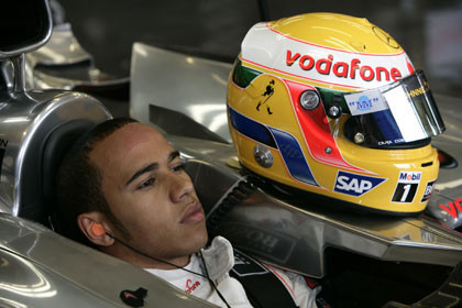 La FIA casi le quita la victoria a Hamilton en Japón