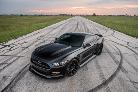 Hennessey Ford Mustang HPE800 25 Aniversario: 815 CV de bestial pony-car americano