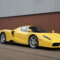 Si quieres un coche muy exclusivo, este Ferrari Enzo está en venta