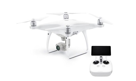 En Amazon, el DJI Phantom 4 Advanced cuesta sólo 1.096,88 euros