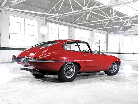 Jaguar E Type
